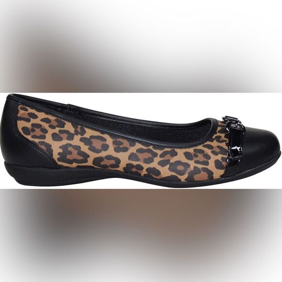 Memory Foam Buckle Toe Flats NWT - Picture 2 of 7